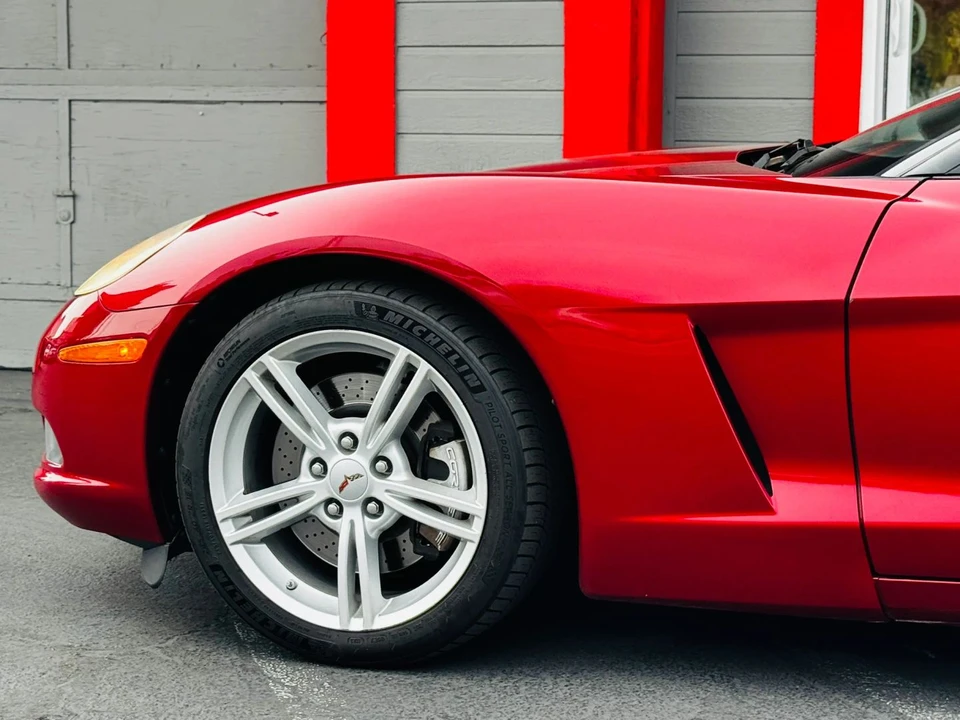 2008 Chevrolet Corvette C6 - Image 14 of 31