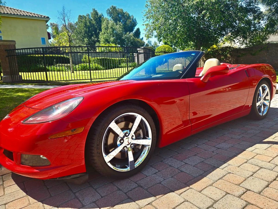 2008 Chevrolet Corvette C6 - Image 8 of 19