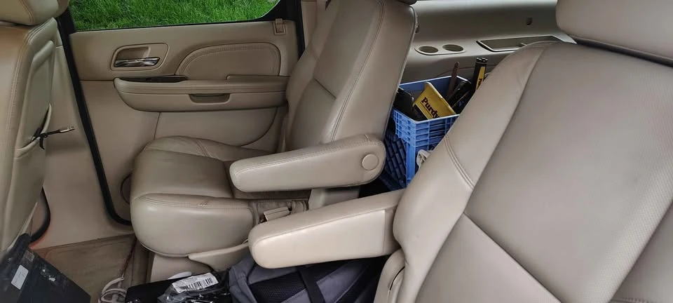 2008 Cadillac Escalade & EXT 3rd Gen - Image 6 of 10