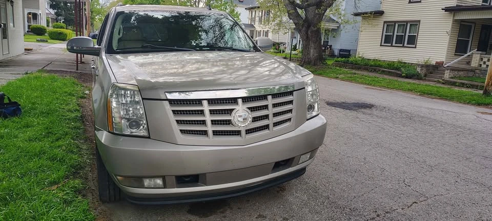 2008 Cadillac Escalade & EXT 3rd Gen - Image 9 of 10