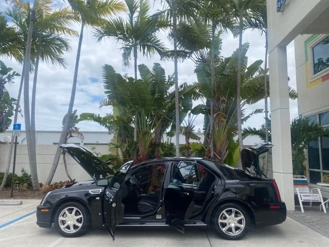 2008 Cadillac STS - Image 9 of 22