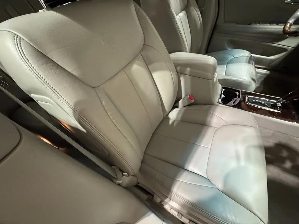 2008 Cadillac DTS - Image 3 of 9