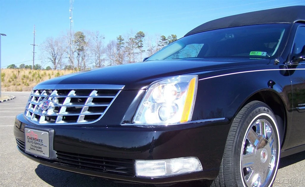 2008 Cadillac DTS - Image 13 of 21