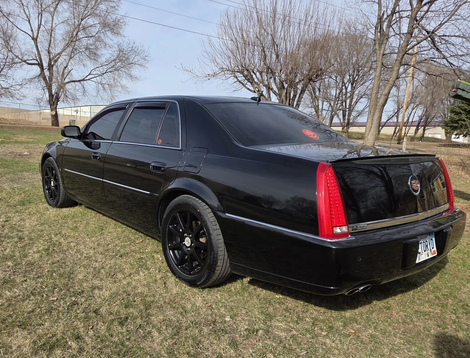 2008 Cadillac DTS - Image 4 of 14
