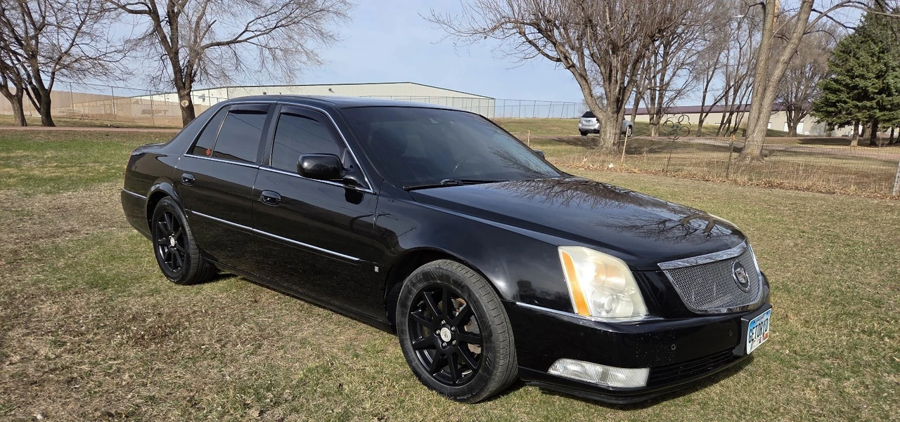 2008 Cadillac DTS - Image 3 of 14