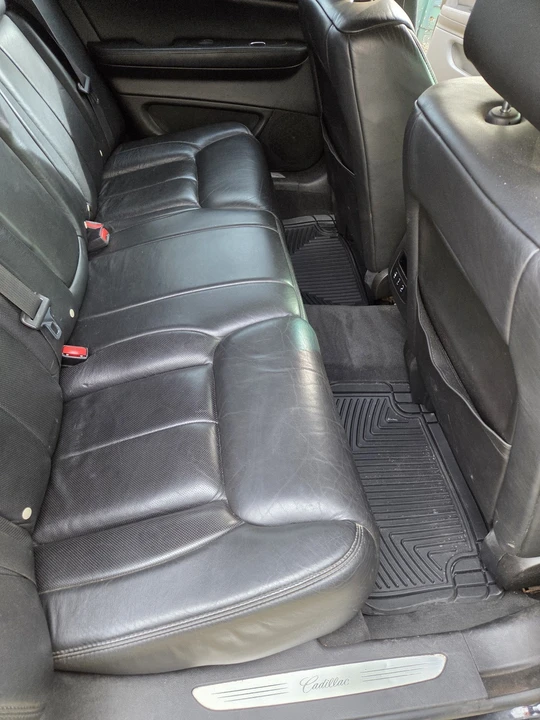 2008 Cadillac DTS - Image 10 of 14