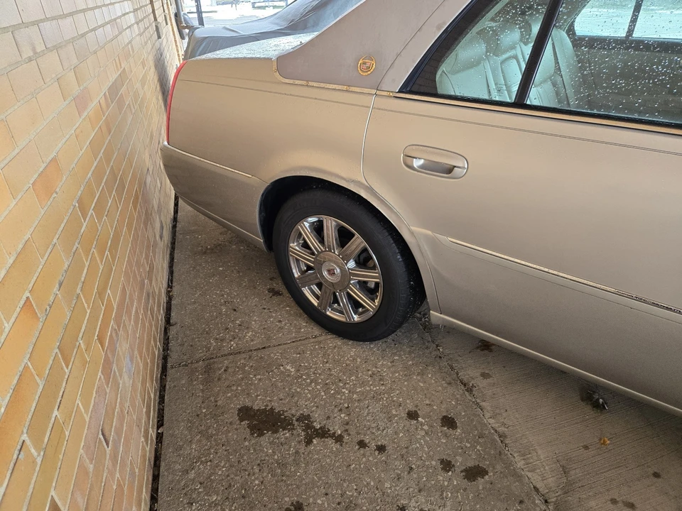 2008 Cadillac DTS - Image 6 of 13