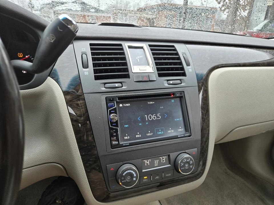 2008 Cadillac DTS - Image 11 of 13