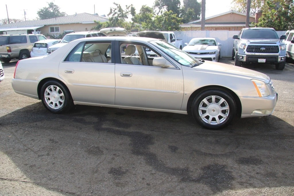 2008 Cadillac DTS - Image 6 of 21