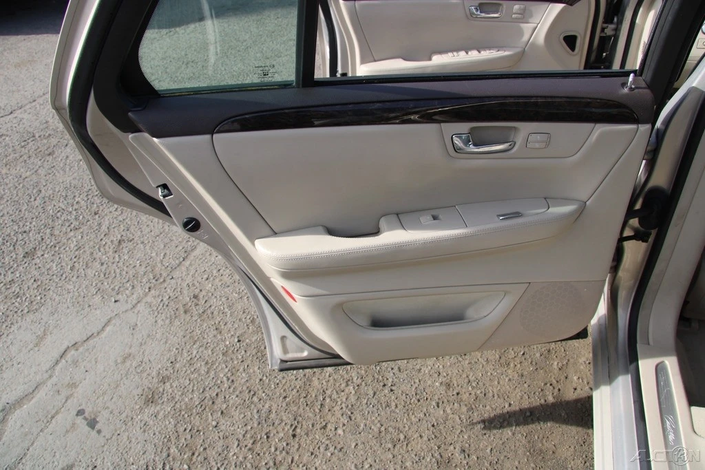 2008 Cadillac DTS - Image 16 of 21