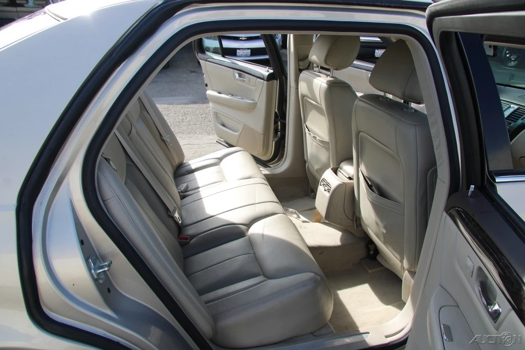 2008 Cadillac DTS - Image 20 of 21