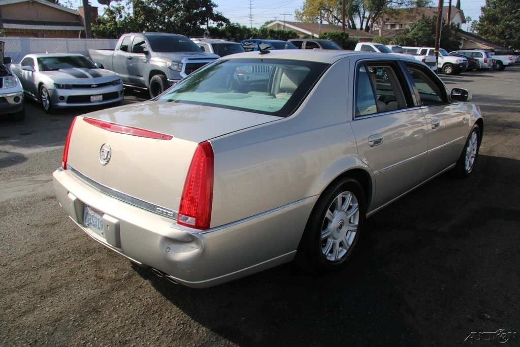 2008 Cadillac DTS - Image 5 of 21
