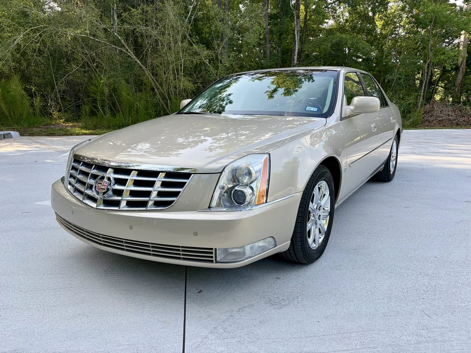 2008 Cadillac DTS - Image 3 of 31