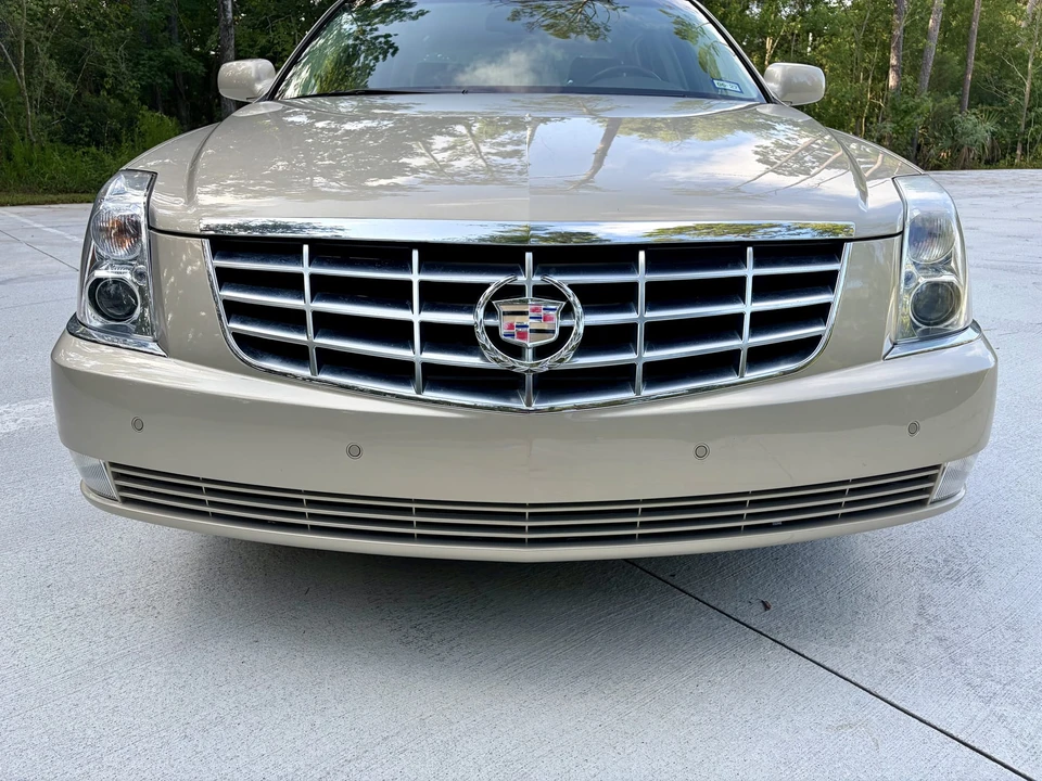 2008 Cadillac DTS - Image 5 of 31