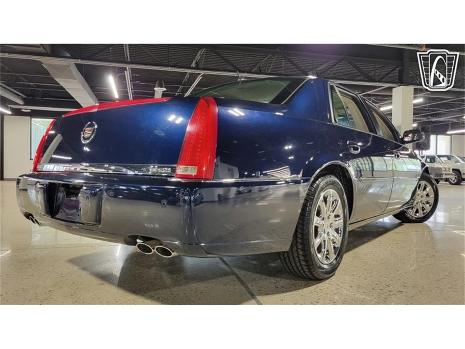 2008 Cadillac DTS - Image 28 of 31