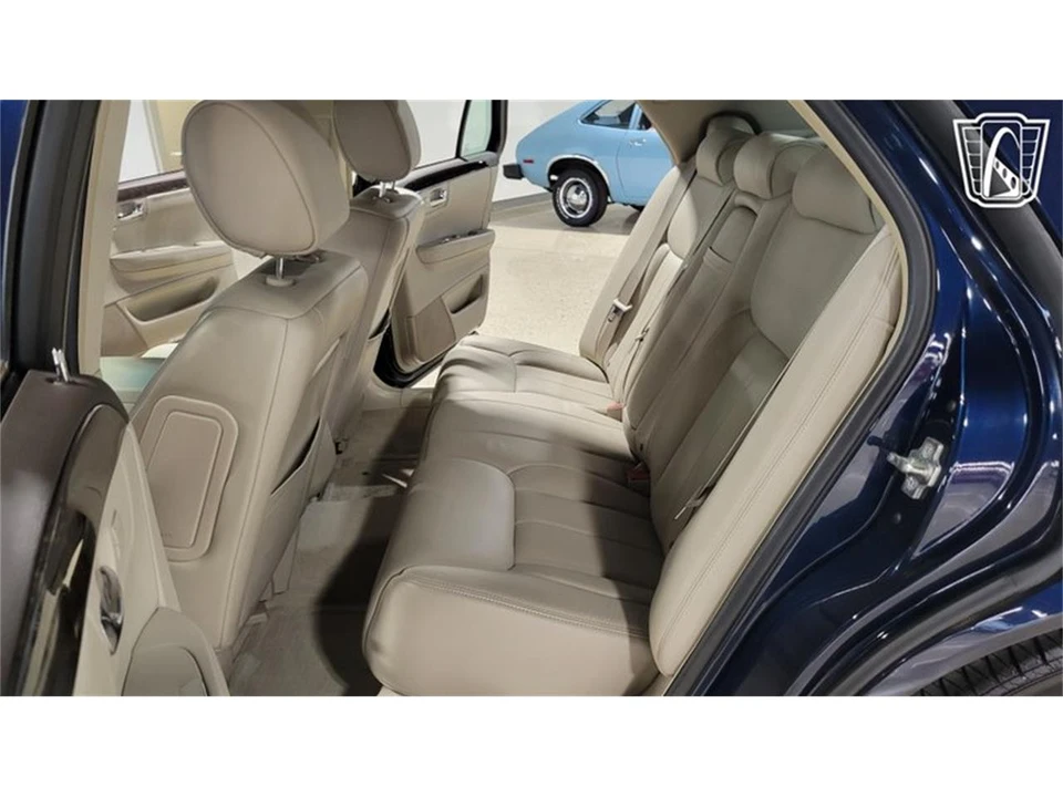 2008 Cadillac DTS - Image 18 of 31