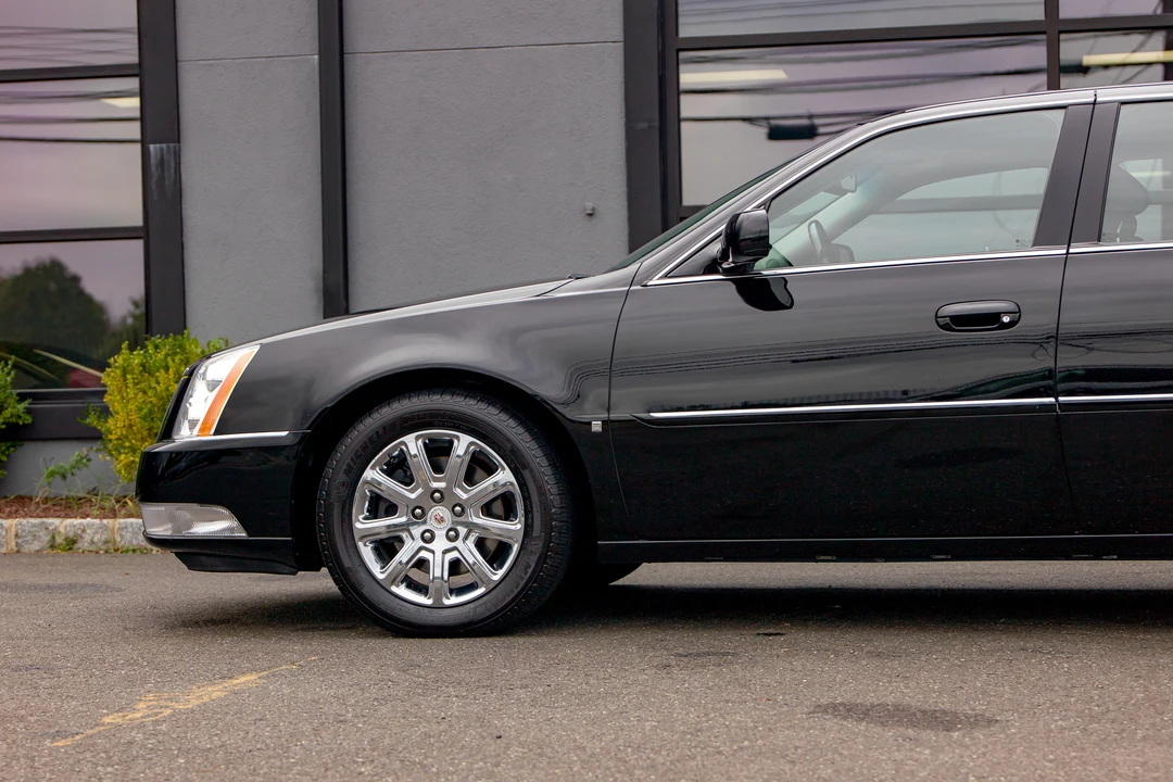 2008 Cadillac DTS - Image 26 of 31