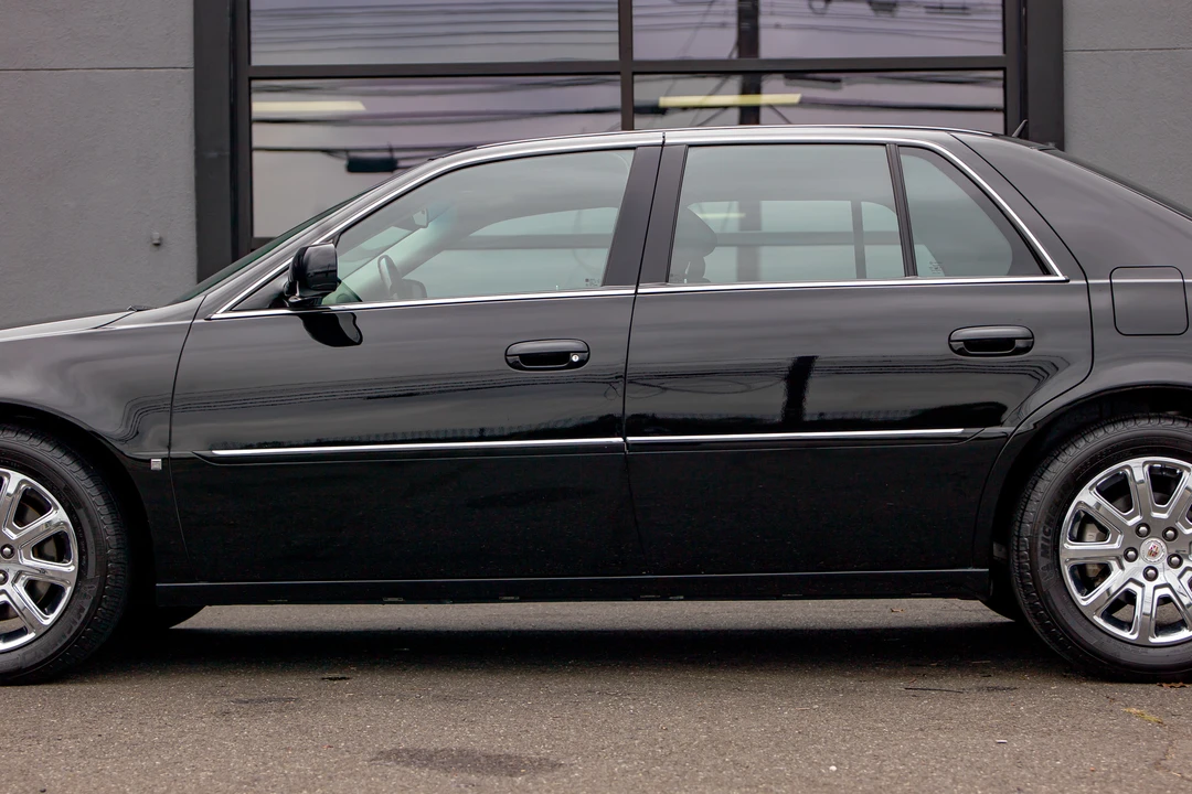 2008 Cadillac DTS - Image 27 of 31