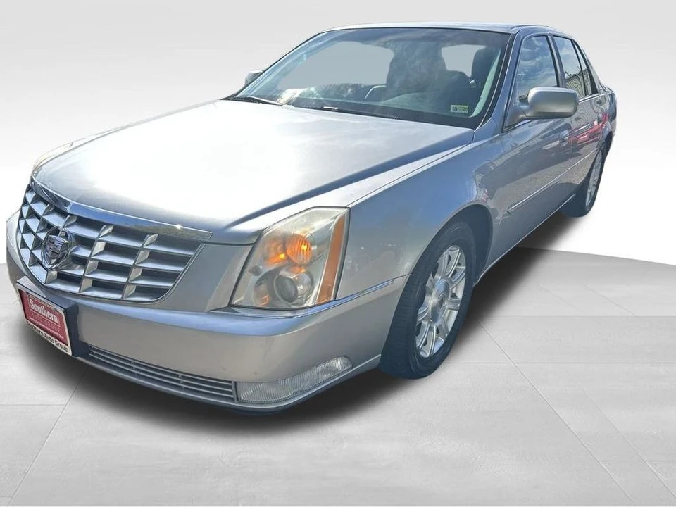 2008 Cadillac DTS - Image 2 of 12