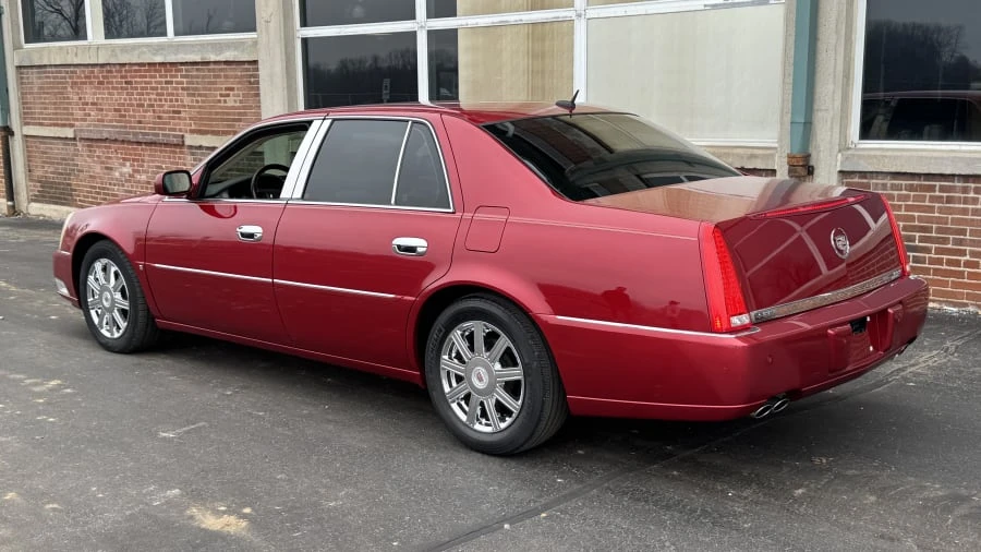 2008 Cadillac DTS - Image 3 of 11