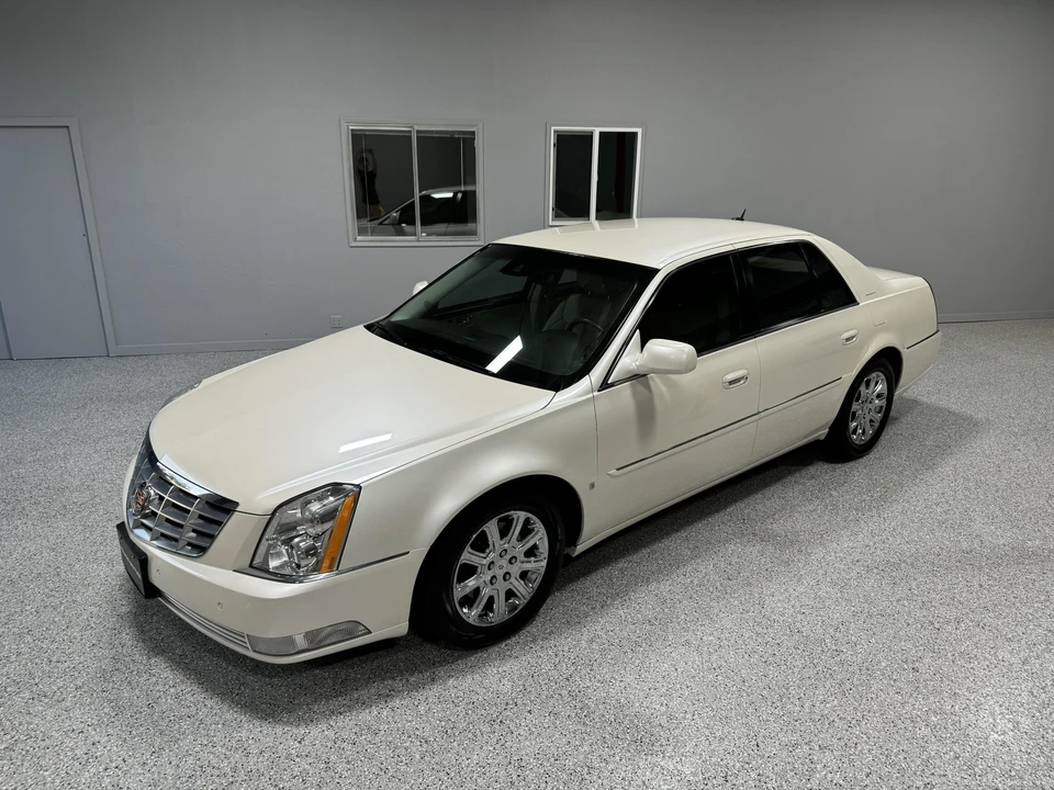 2008 Cadillac DTS - Image 4 of 31