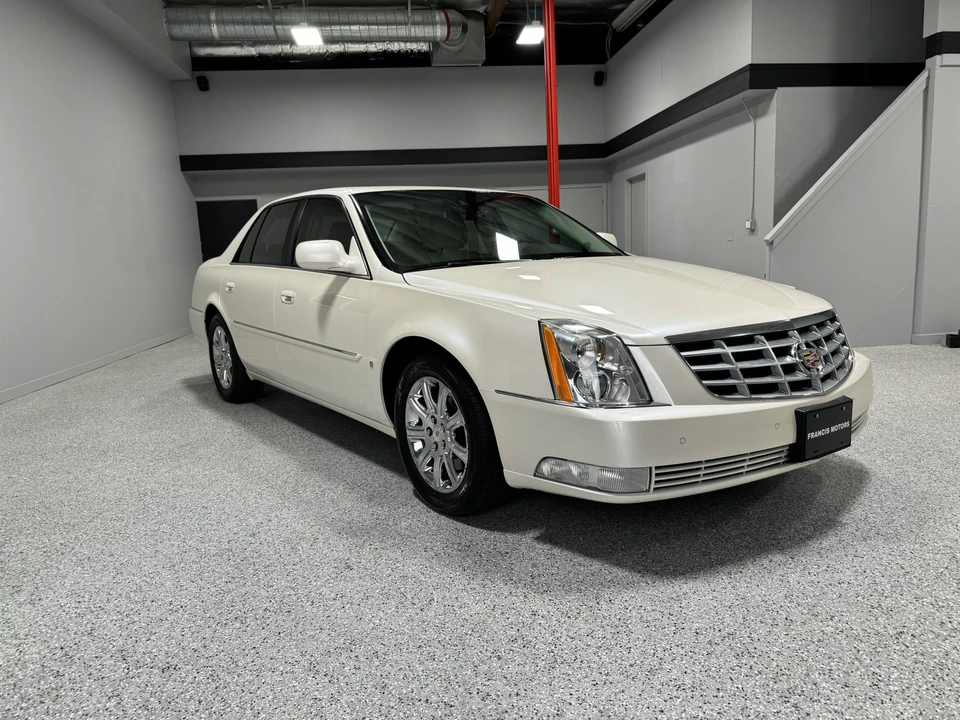 2008 Cadillac DTS - Image 13 of 31