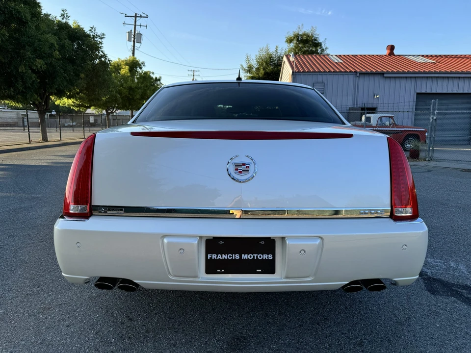 2008 Cadillac DTS - Image 23 of 31
