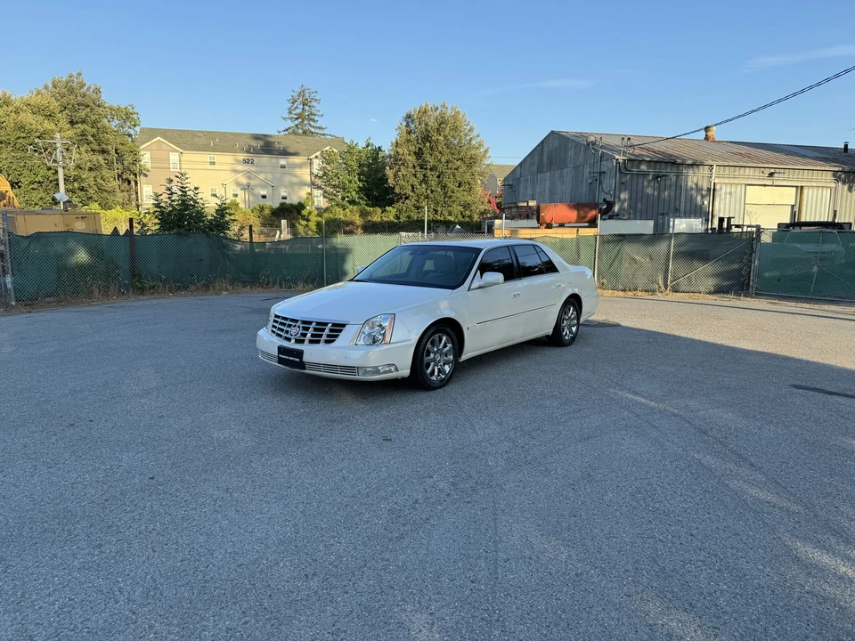 2008 Cadillac DTS - Image 6 of 31