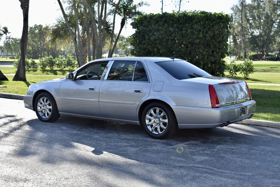 2008 Cadillac DTS - Image 22 of 31