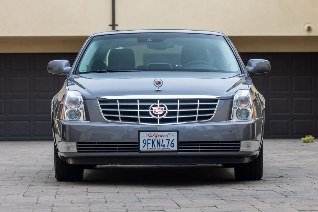 2008 Cadillac DTS - Image 3 of 31