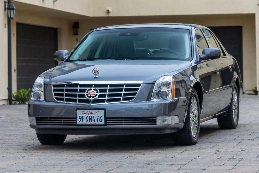 2008 Cadillac DTS - Image 5 of 31