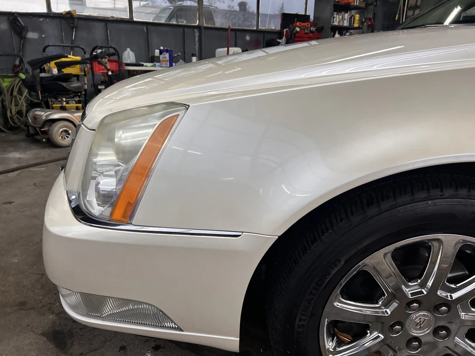 2008 Cadillac DTS - Image 29 of 31