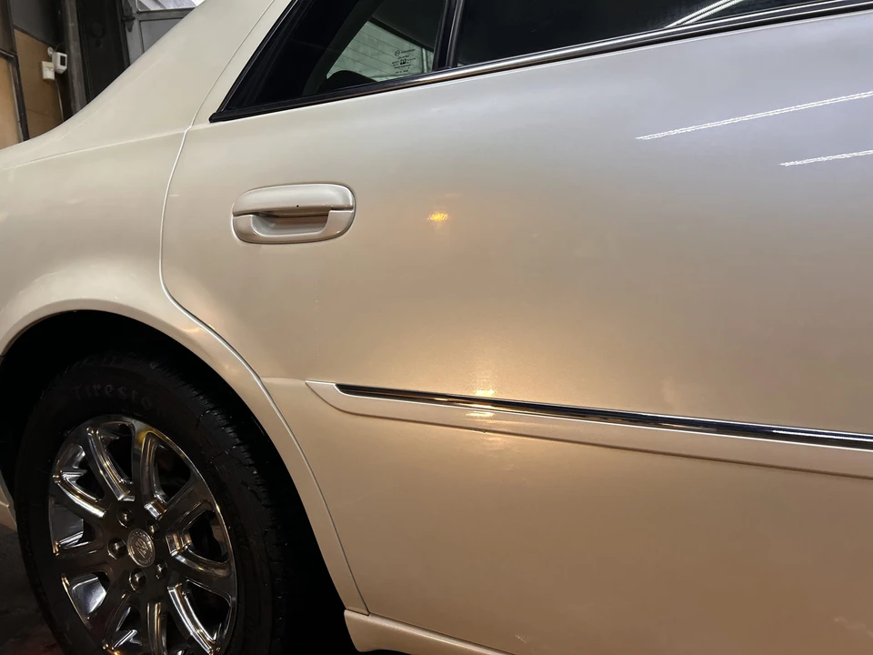 2008 Cadillac DTS - Image 22 of 31