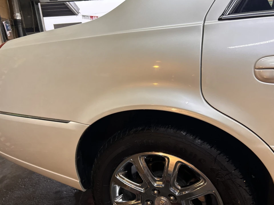 2008 Cadillac DTS - Image 21 of 31