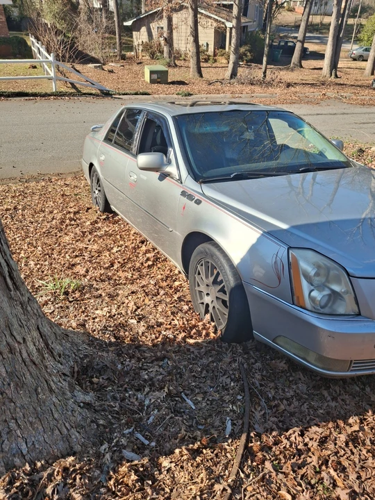 2008 Cadillac DTS - Image 13 of 21