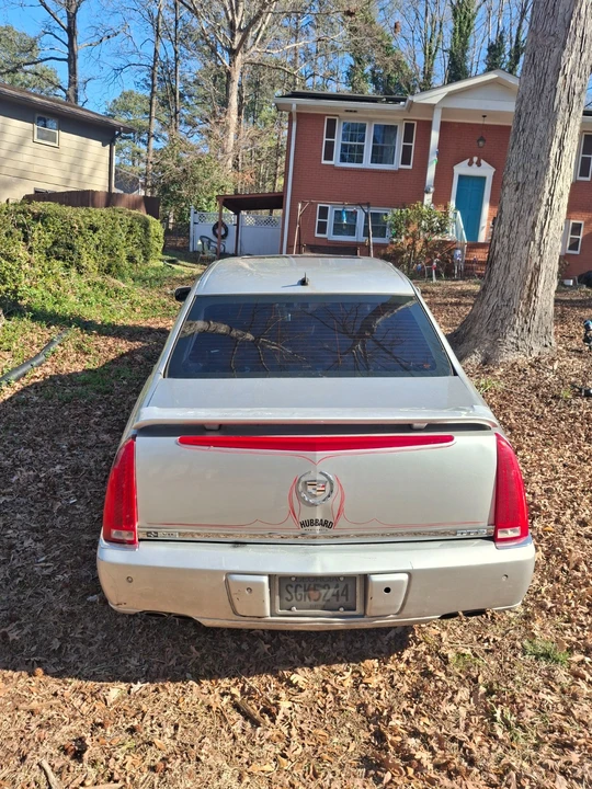 2008 Cadillac DTS - Image 19 of 21