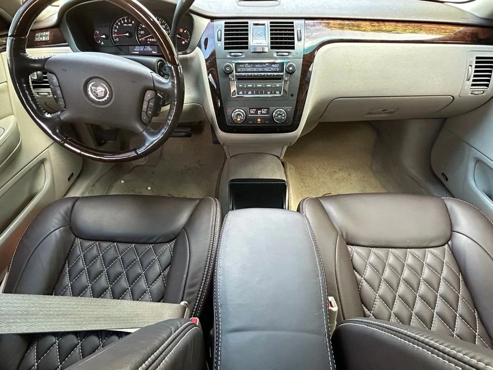 2008 Cadillac DTS - Image 10 of 12