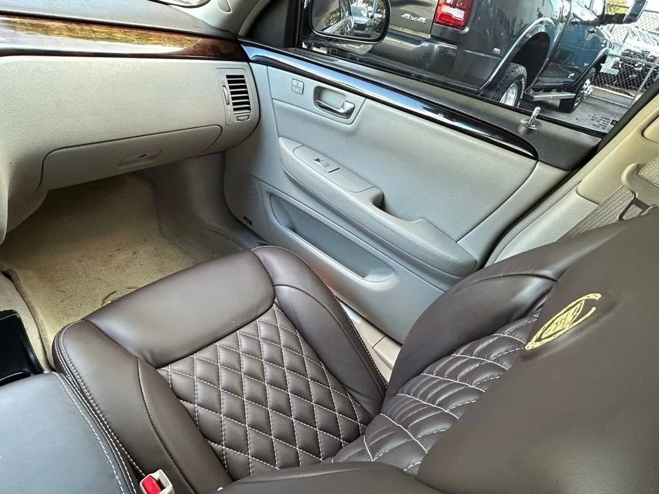 2008 Cadillac DTS - Image 11 of 12