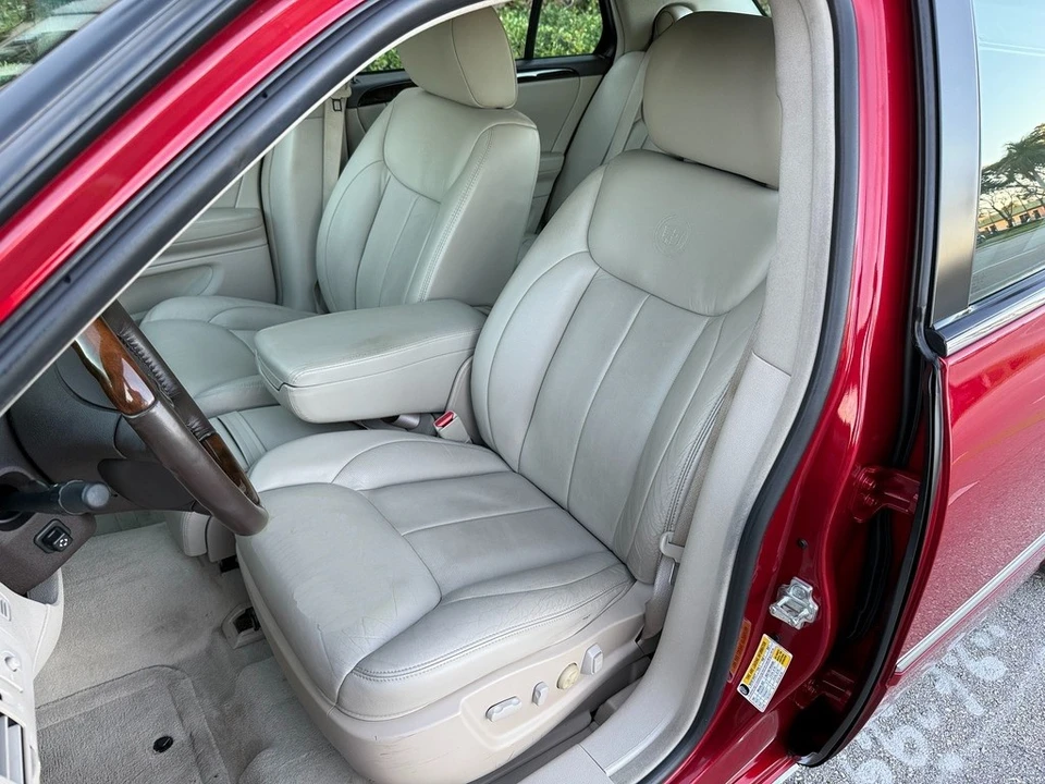 2008 Cadillac DTS - Image 17 of 21