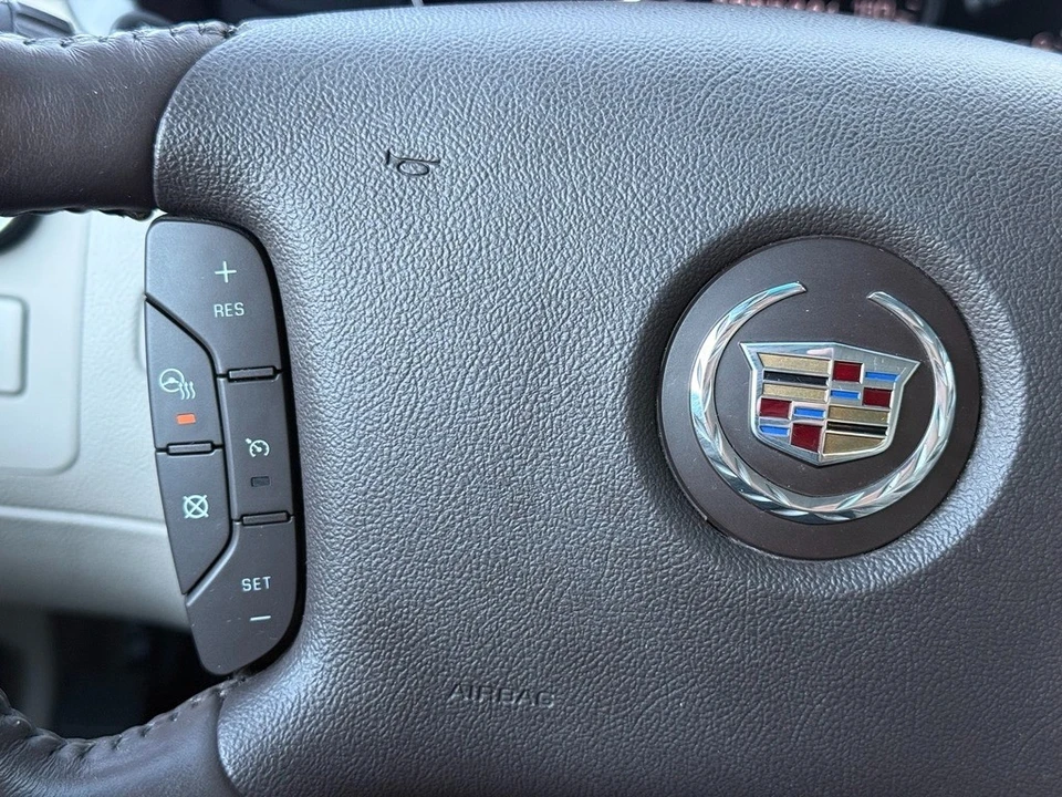 2008 Cadillac DTS - Image 10 of 21