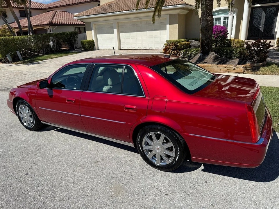 2008 Cadillac DTS - Image 7 of 21