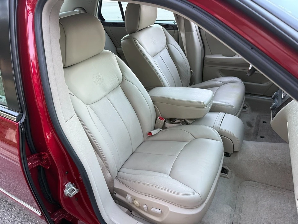 2008 Cadillac DTS - Image 21 of 21
