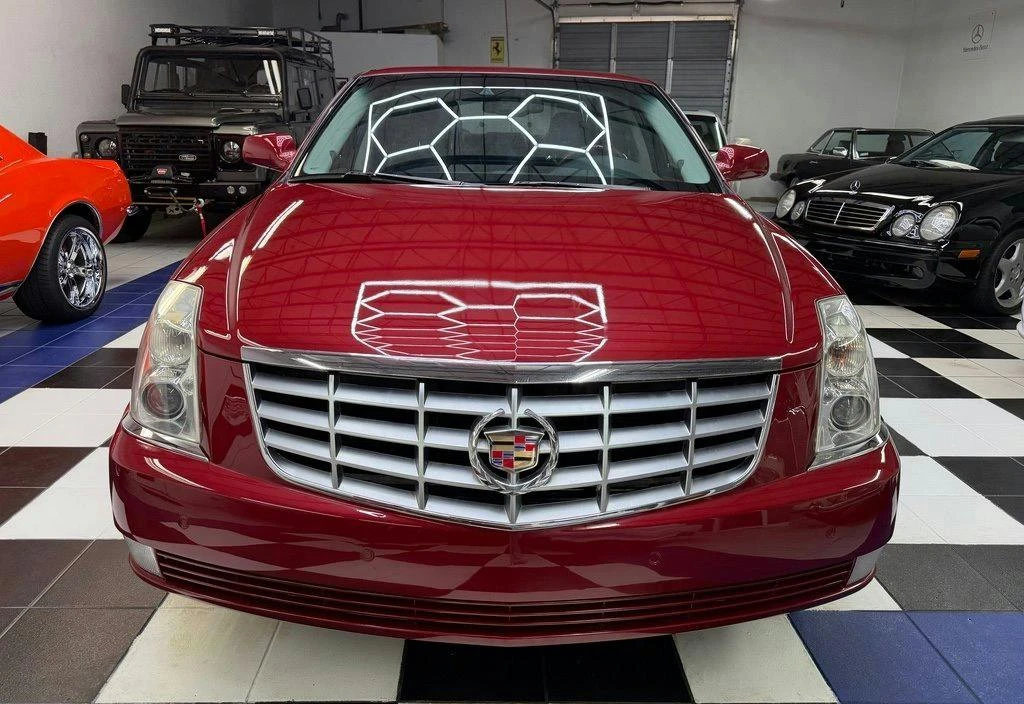 2008 Cadillac DTS - Image 3 of 31