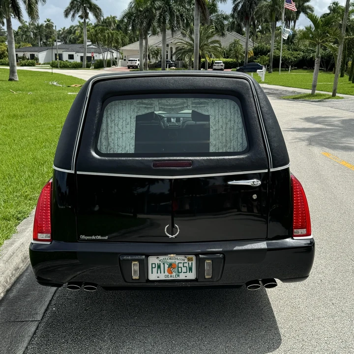 2008 Cadillac DTS - Image 10 of 12