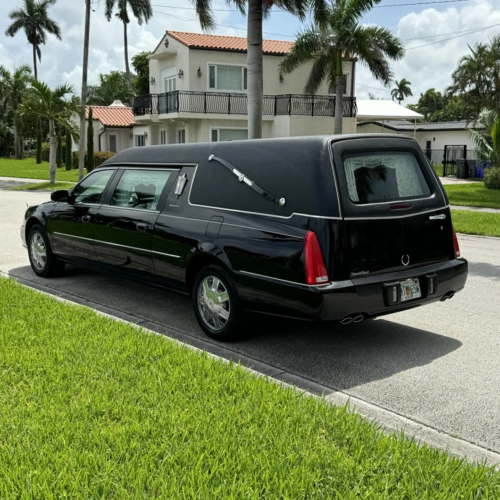2008 Cadillac DTS - Image 8 of 12