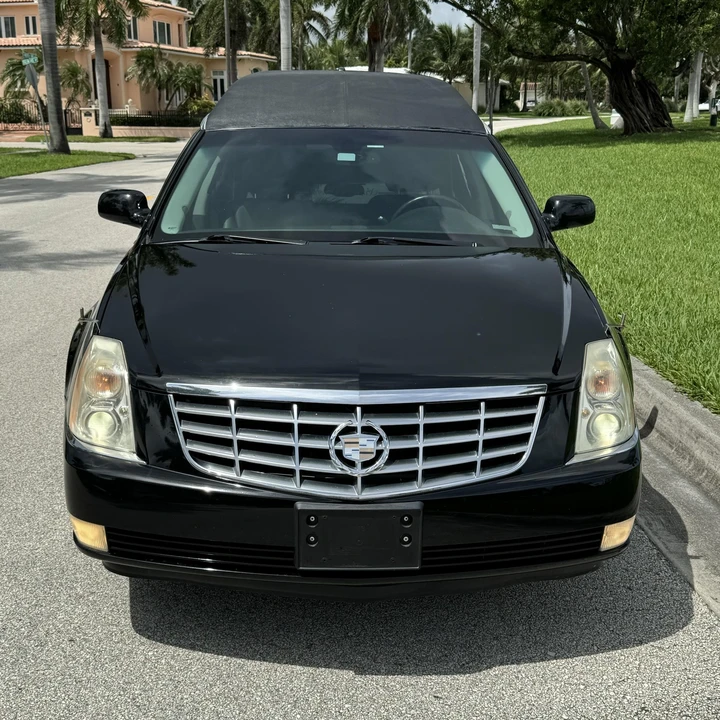 2008 Cadillac DTS - Image 4 of 12