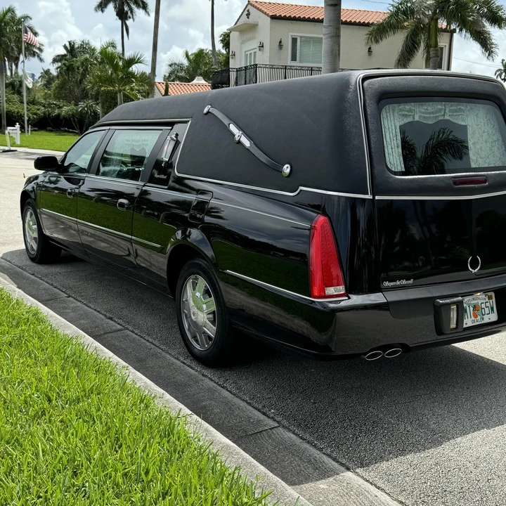 2008 Cadillac DTS - Image 9 of 12