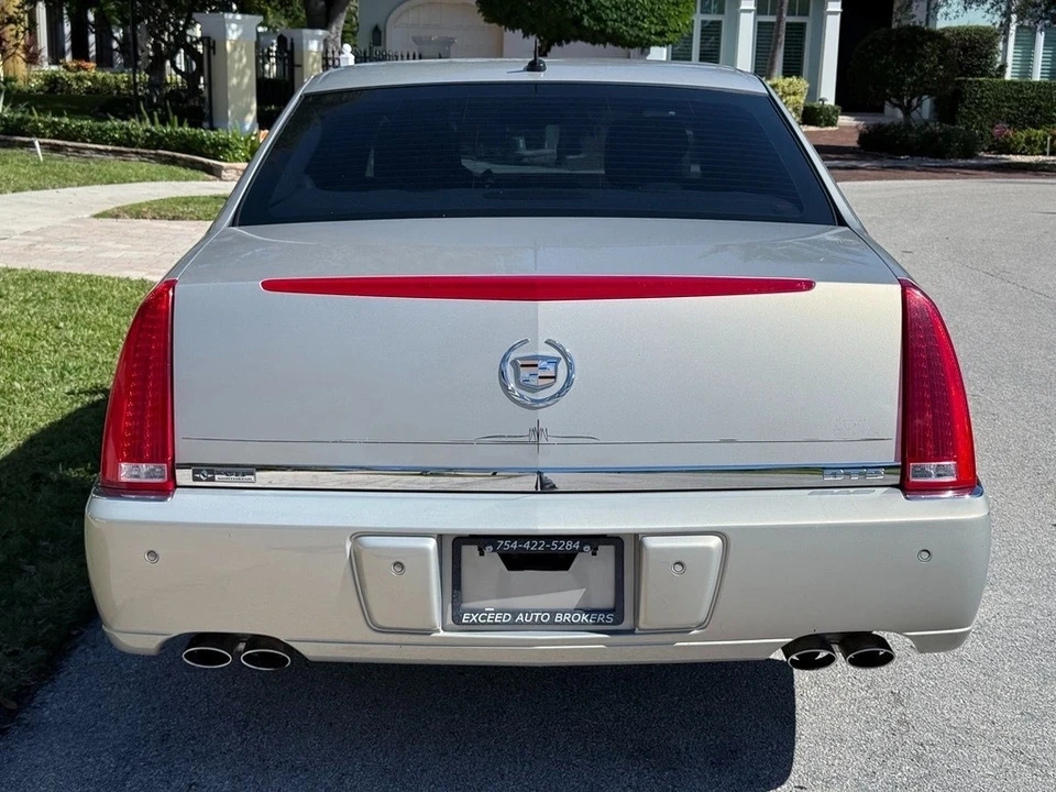 2008 Cadillac DTS - Image 6 of 21