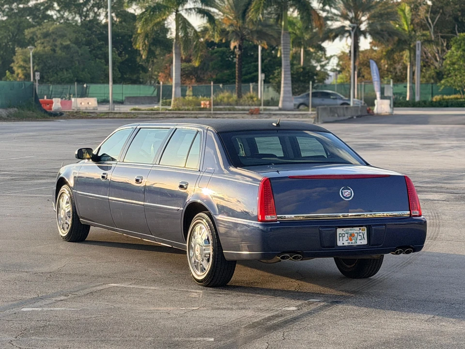 2008 Cadillac DTS - Image 25 of 31