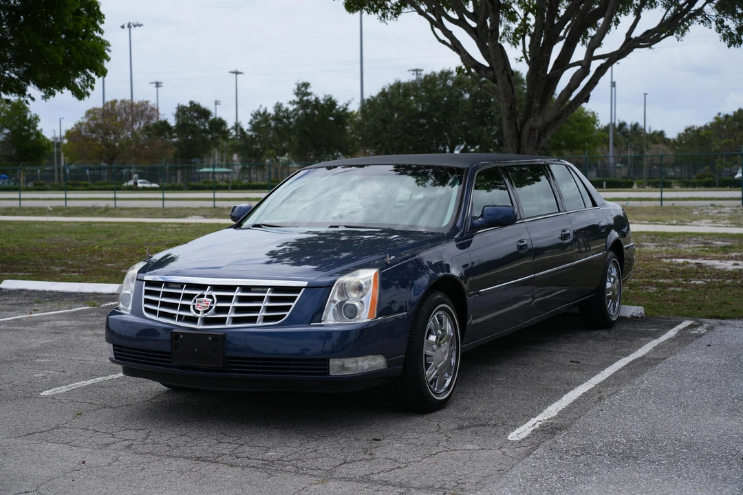 2008 Cadillac DTS - Image 12 of 31